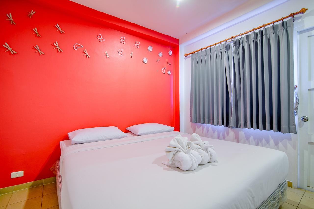 Blue Moon Hotel Хуахін Екстер'єр фото